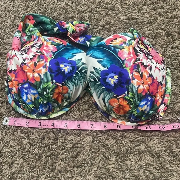 Venus 32-34 ddd gorgeous floral underwire bikini top. NEW - Picture 3 of 7